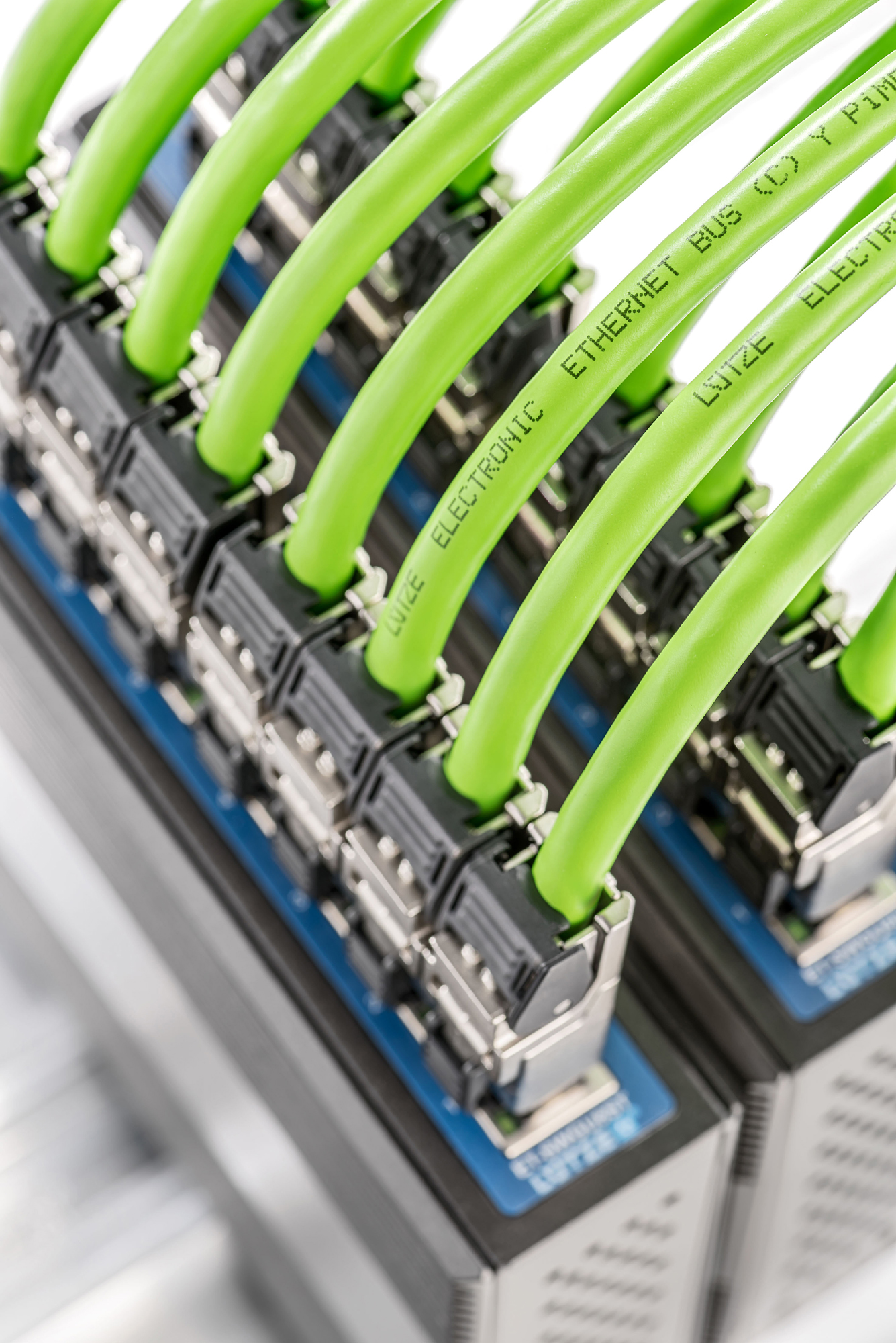 LÜTZE SUPERFLEX® Ethernet Cat 6a Leitung